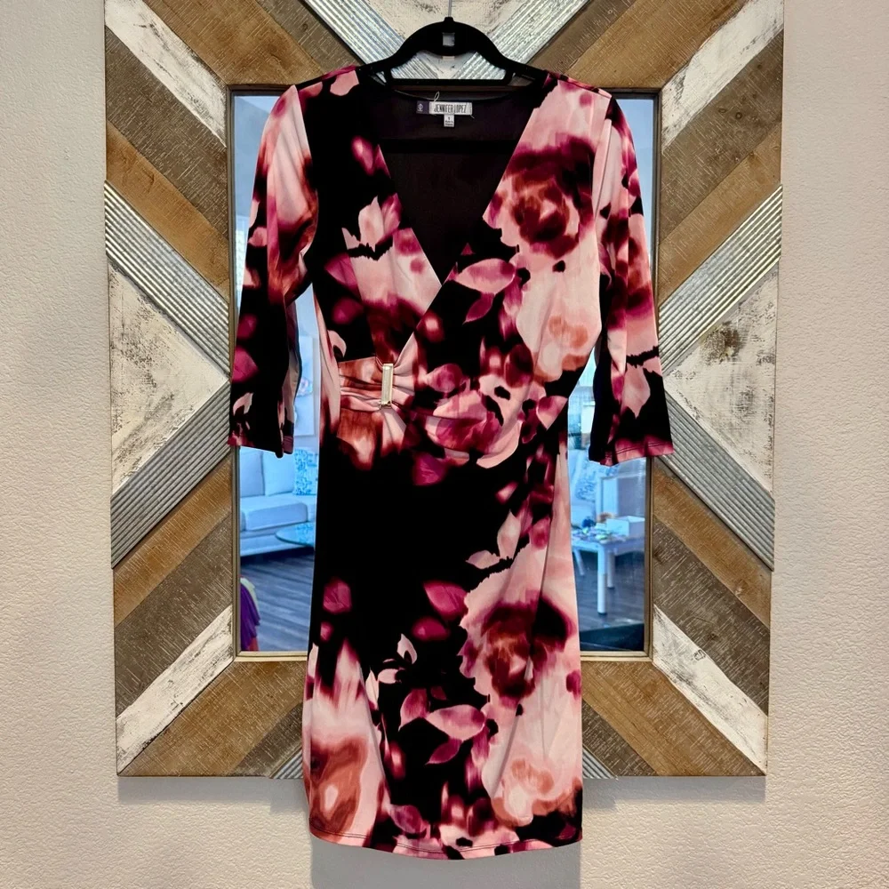 Bundle of Size Small Dresses - Picture 2 of 11